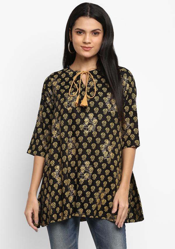 Buy online Solid A-line Front Slit Kurta from Kurta Kurtis for Women by  Neelo Kurti for ₹739 at 43% off | 2024 Limeroad.com